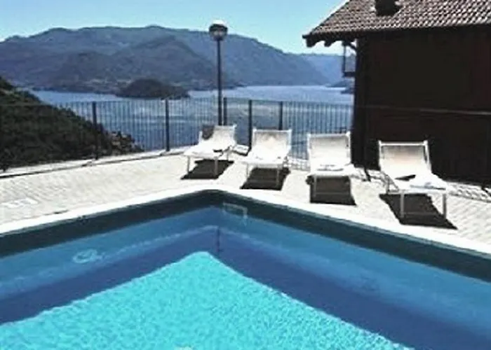 Vista D'oro Aparthotel Perledo