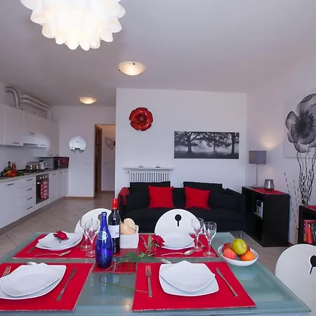 Aparthotel Vista D'oro *